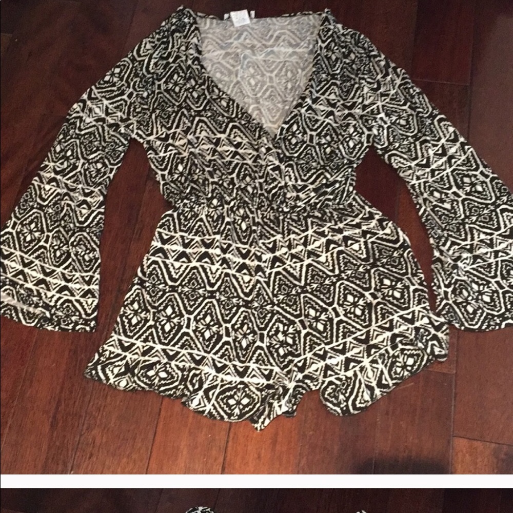So Nikki Romper size 16